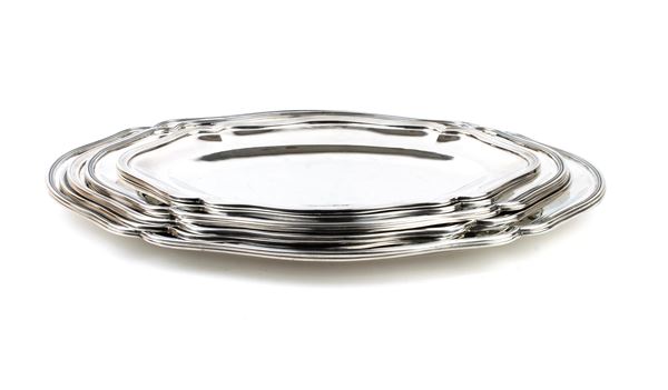 Lotto di otto vassoi italiani in argento