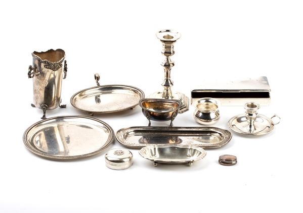 Lotto di oggetti in argento