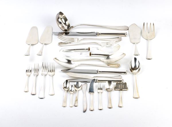 Servizio di posate italiano in argento per 12, 220 pezzi