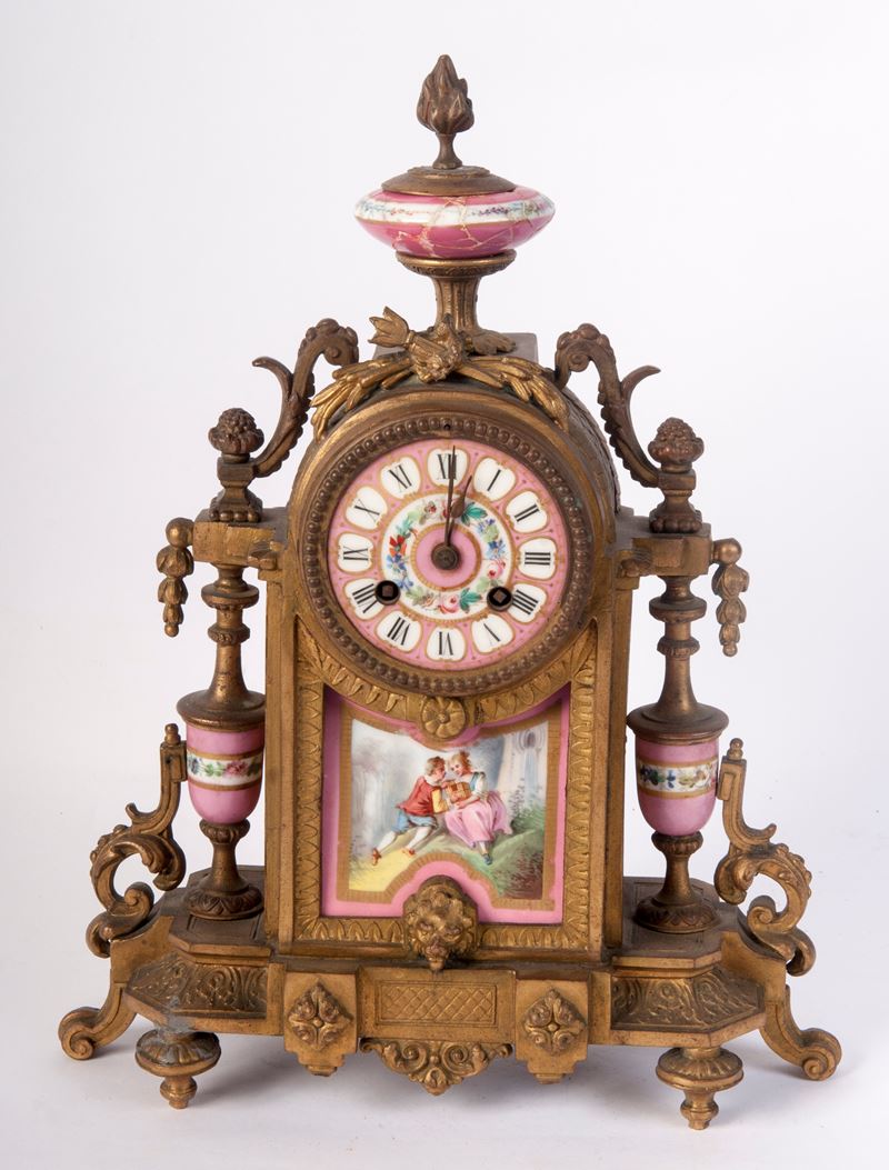Orologio da appoggio barocco, bronzo e porcellana, seconda metà XIX secolo