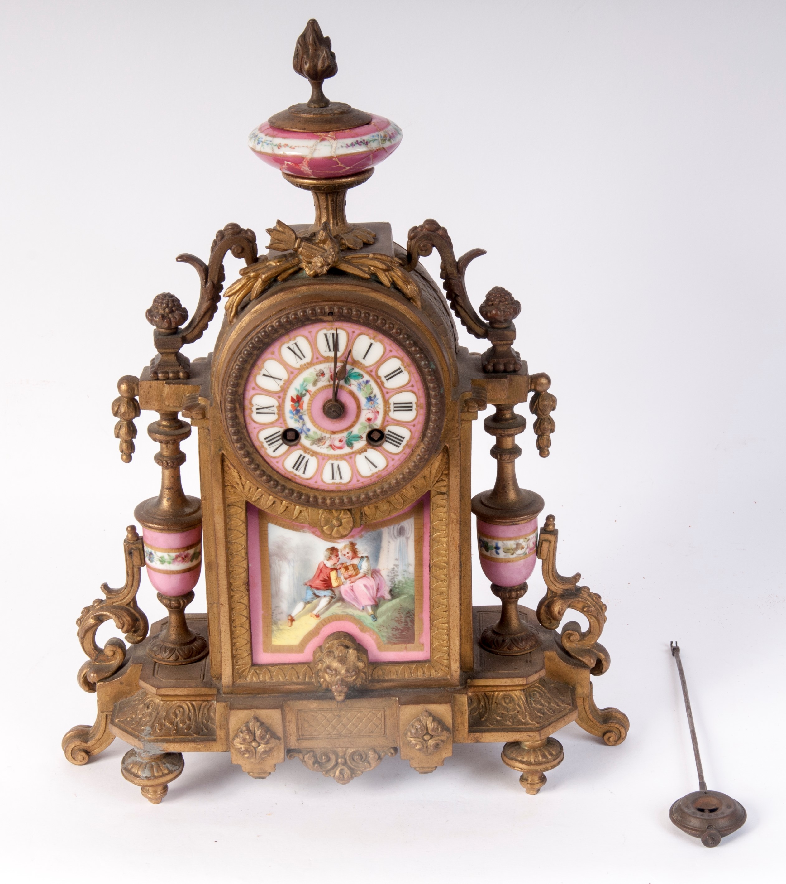 Orologio da appoggio barocco, bronzo e porcellana, seconda metà XIX secolo