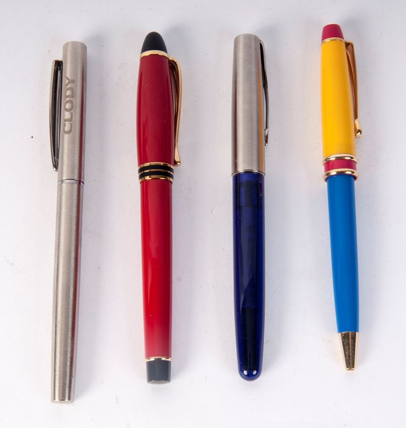 Lotto di quattro penne a biro