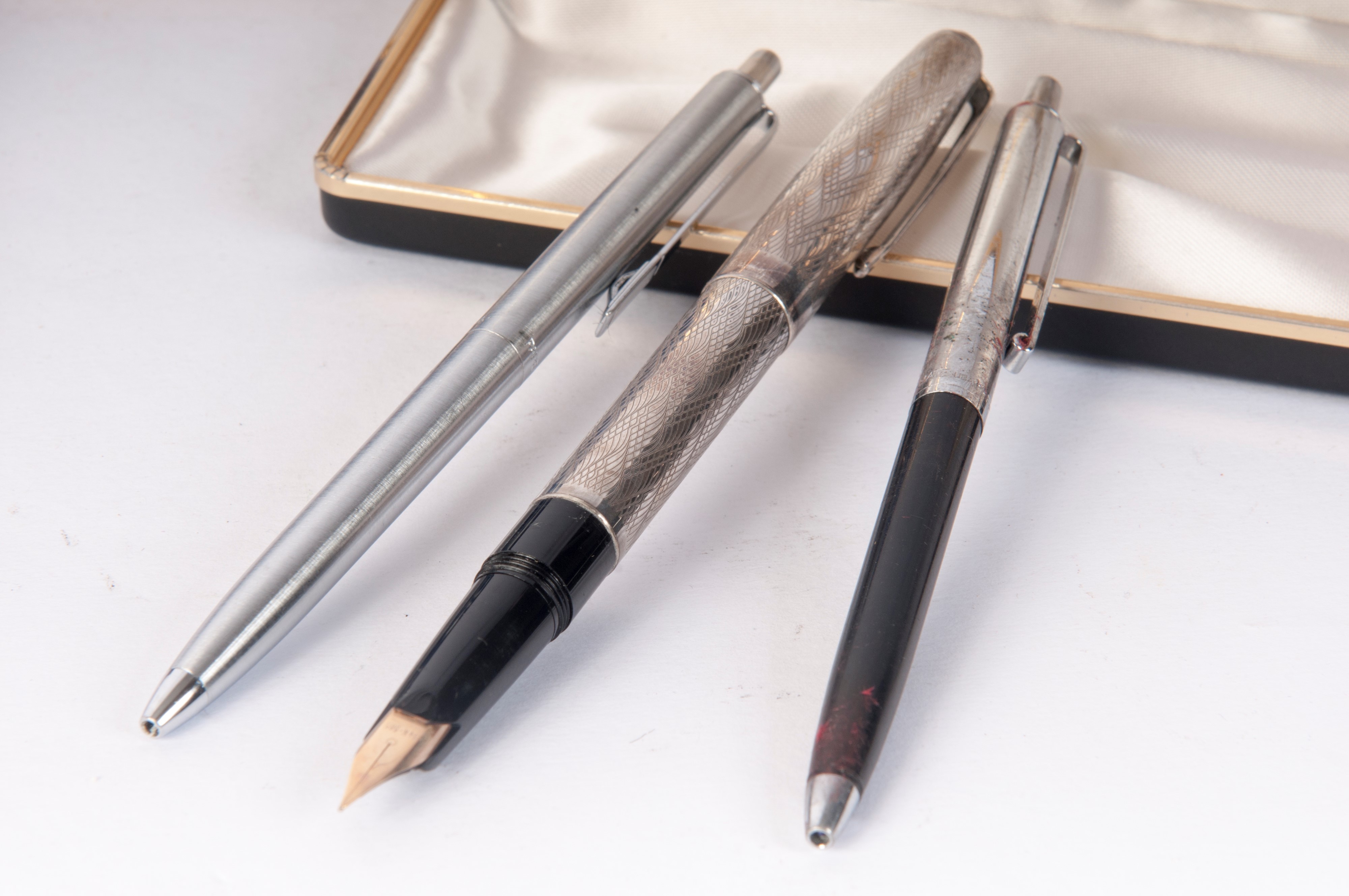 Lotto di di due penne a biro