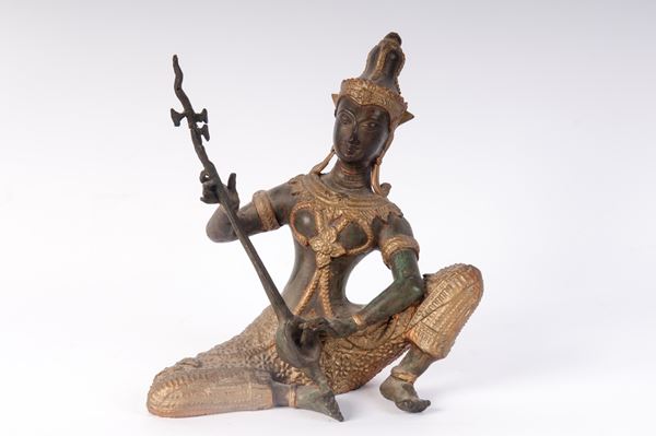 Figura femminile mitologica musicante ( Kinnari ?)in bronzo