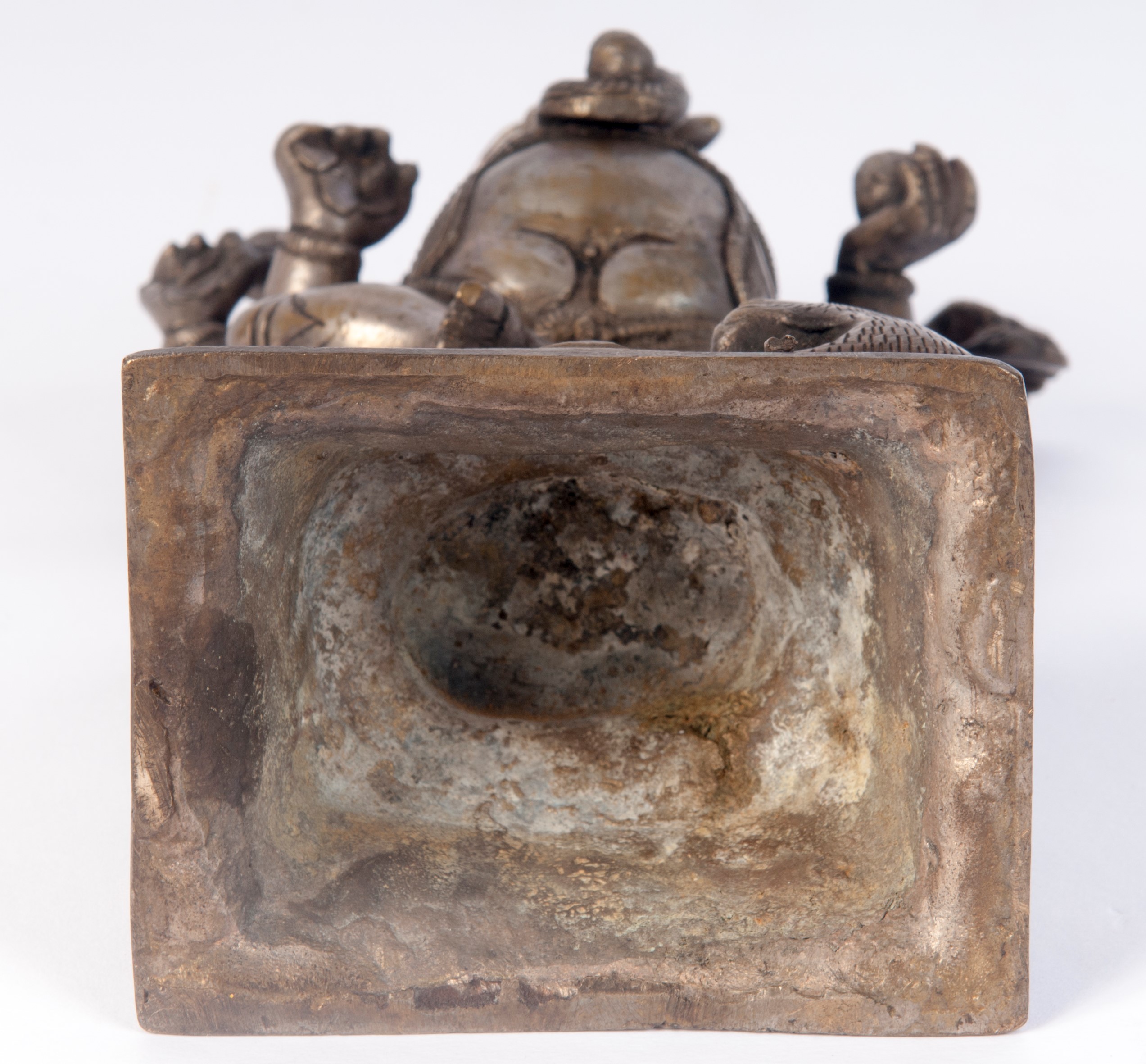 Scultura a tutto tondo di Ganesha danzante