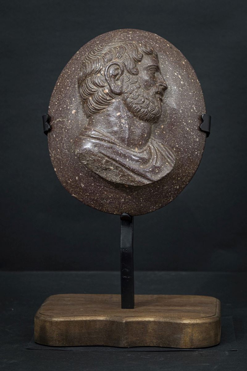 Italia, Rilievo di imperatore romano in porfido rosso egiziano