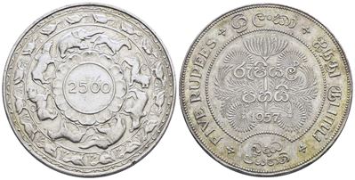 Ceylon. Elisabetta II. 5 Rupie 1957. 2500 Anni del Buddismo. Ag; 28,26gr; Km 126. Spl