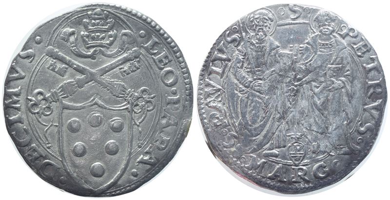 Leone X (Giovanni de’ Medici), Scudo a targa semiovale con chiavi decussate e cornice quadrilobat...