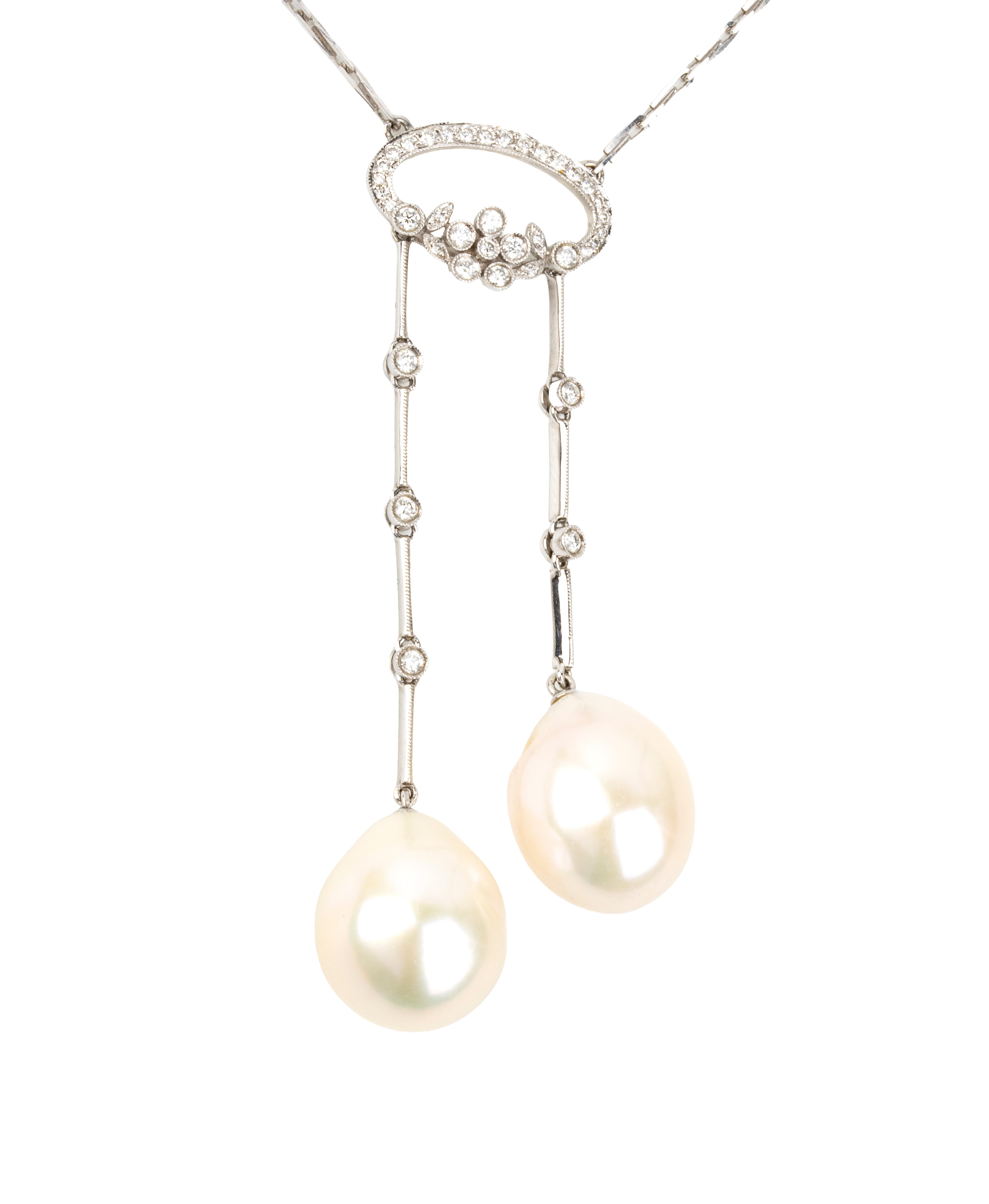 Girocollo in oro bianco 18k con diamanti e perle d’acqua dolce