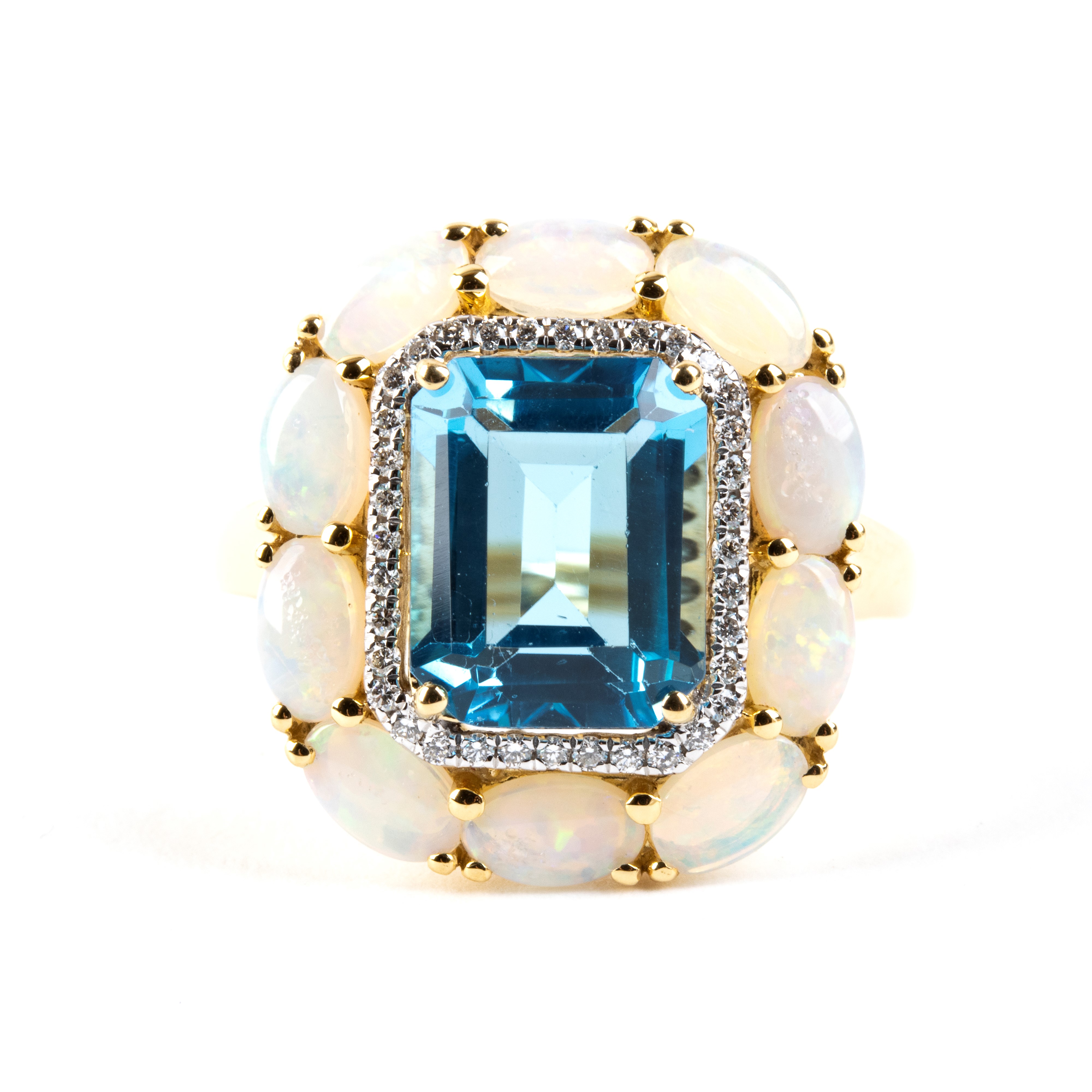 Oro giallo 18k, Anello con topazio azzurro, opali e diamanti