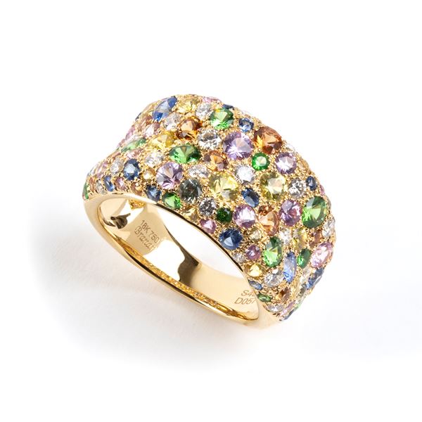 Anello a fascia in oro e pietre di  colore        
