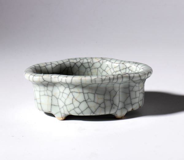 Small porcelain bowl with a crackled celadon glaze. China, 20th century.