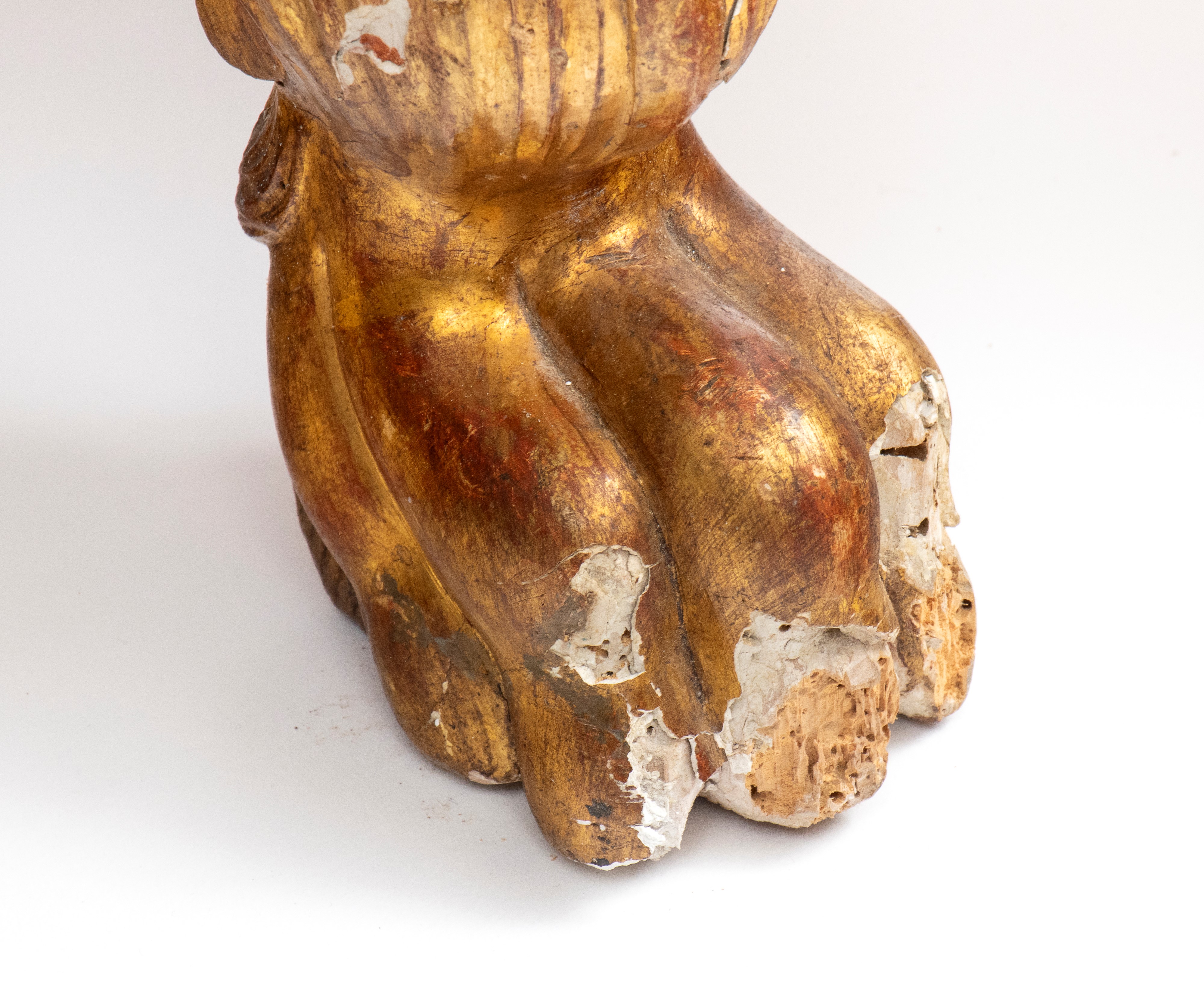 Italia, Coppia di torceri in legno dorato, XVIII secolo