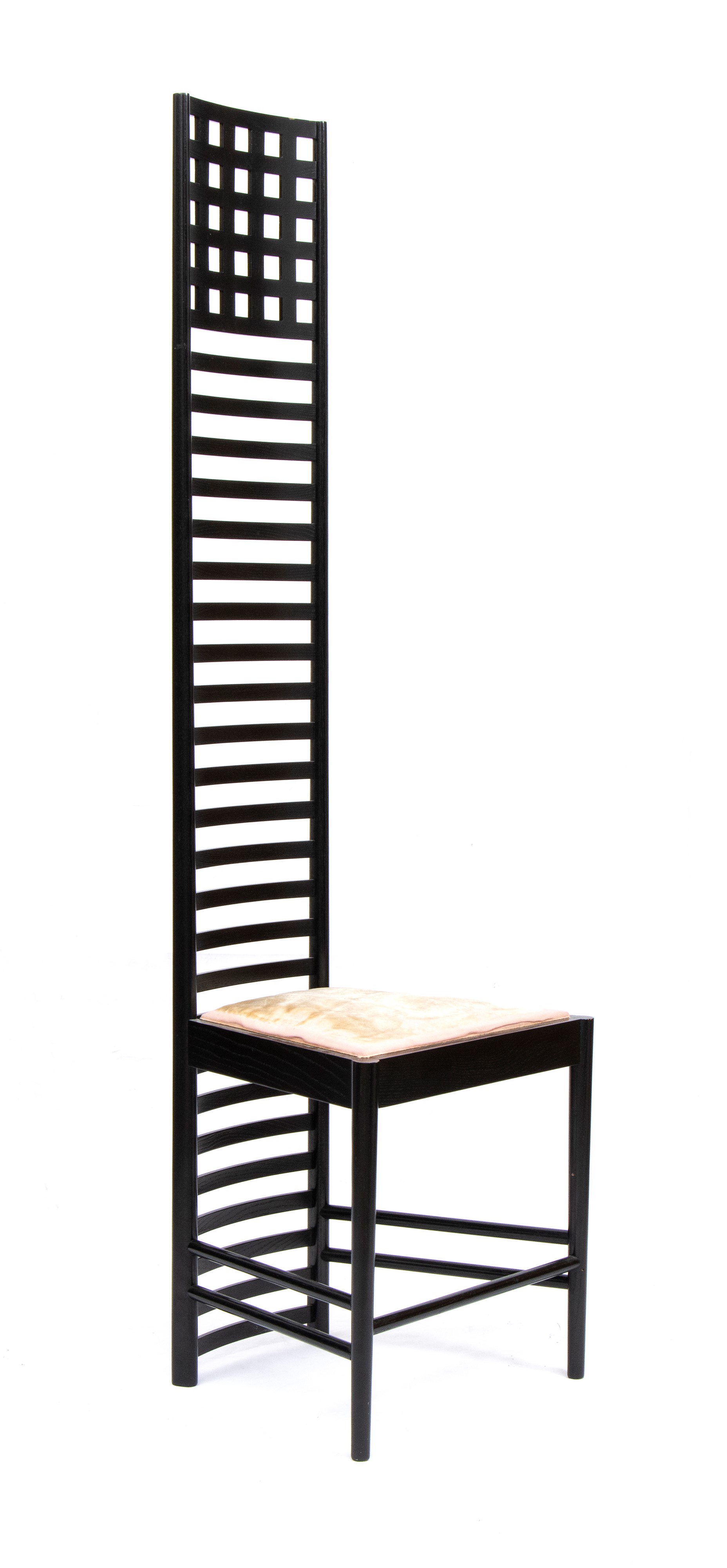 Sedia a schienale alto modello “Hill House”, legno tinto nero
