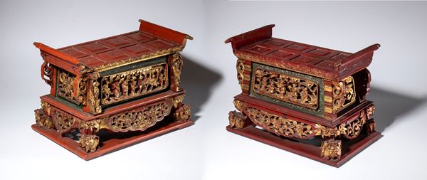 A pair of small carved, lacquered, and partially gilded wooden altars with mother-of-pearl applications. China, Qing Dynasty (1644-1912), 19th century.