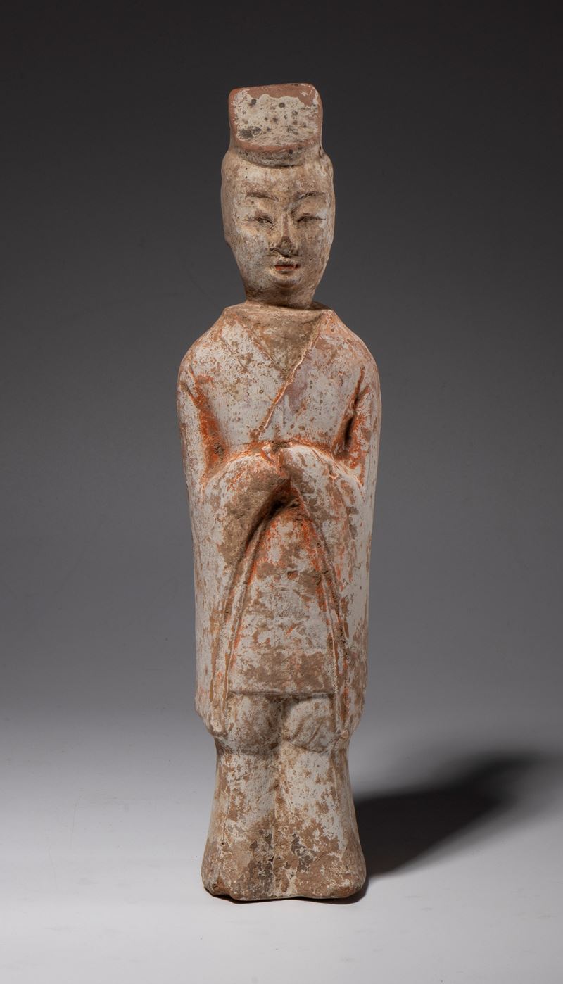 Figurina in stile Tang in terracotta policroma. Cina, XX secolo