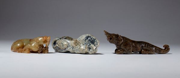 A lot of three jade animal figures. China, early 20th century.
