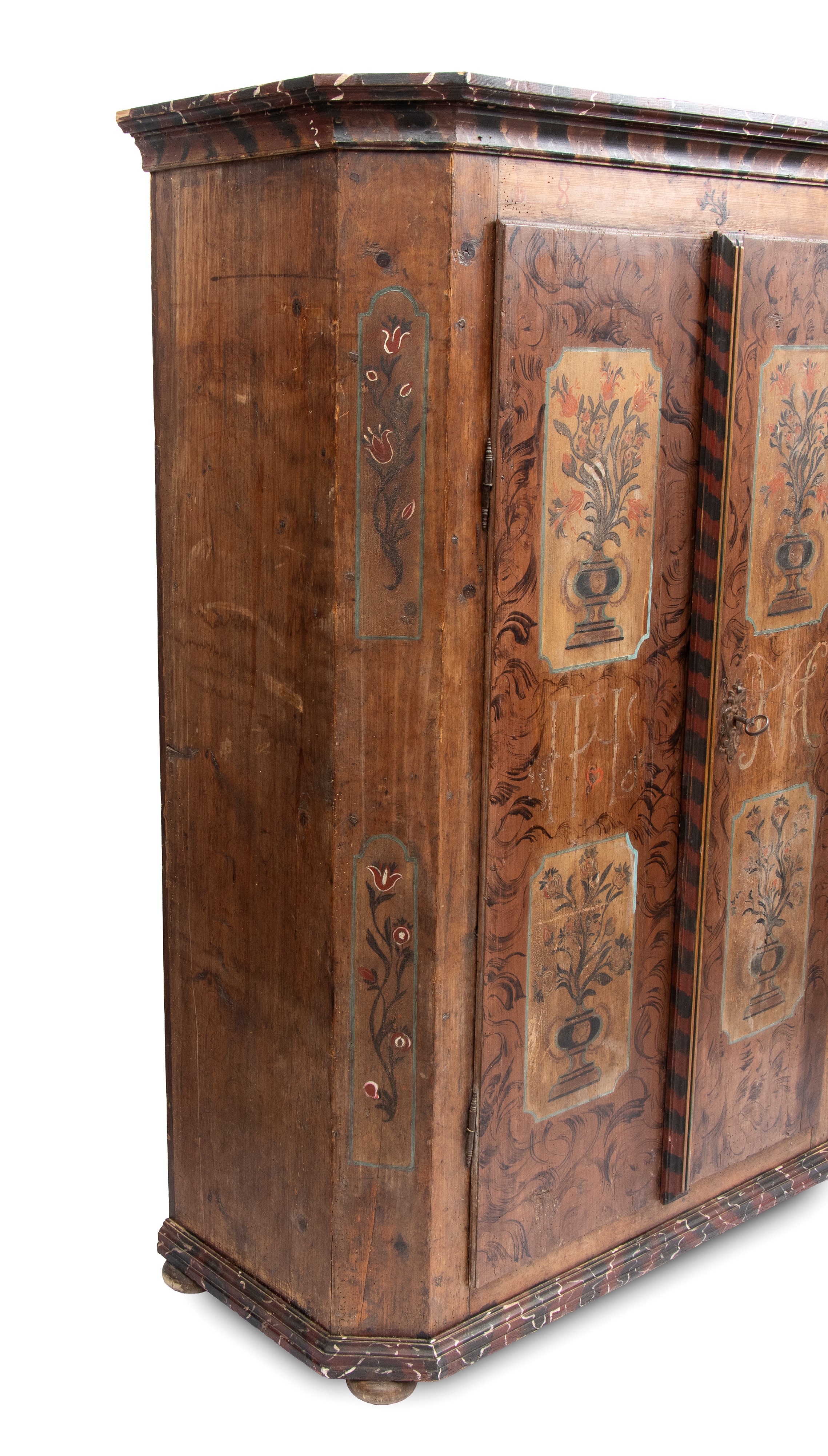 Armadio tirolese dipinto, pino, pitture decorative floreali e finto marmo (fine XVIII - inizi XIX...