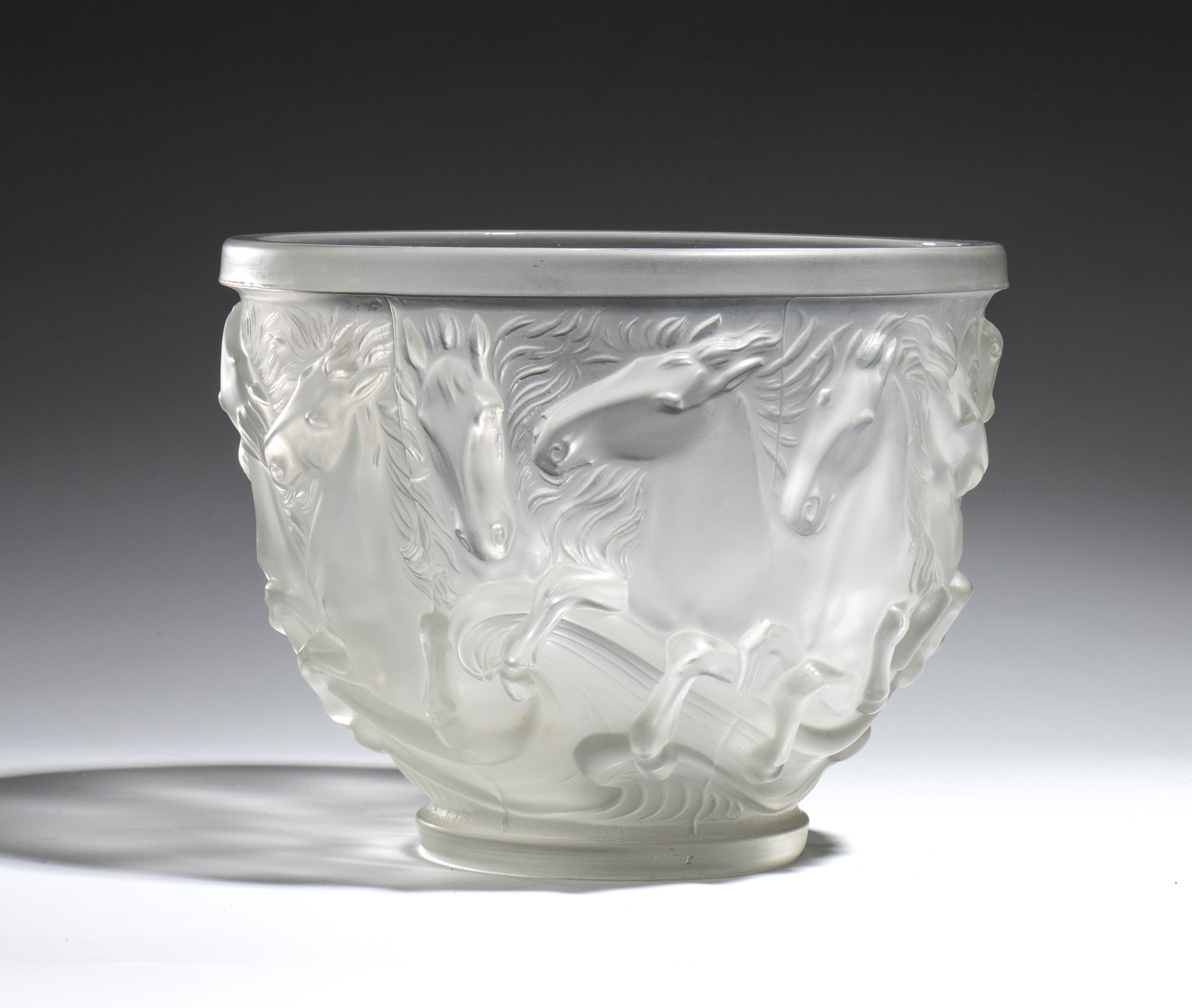 Josef Inwald - Vaso in vetro satinato “Horses of Poseidon” (Barolac), stile Art Déco