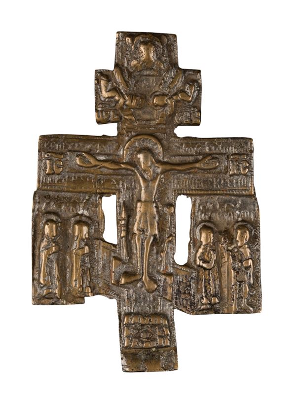 Croce pettorale raffigurante la Crociffisione