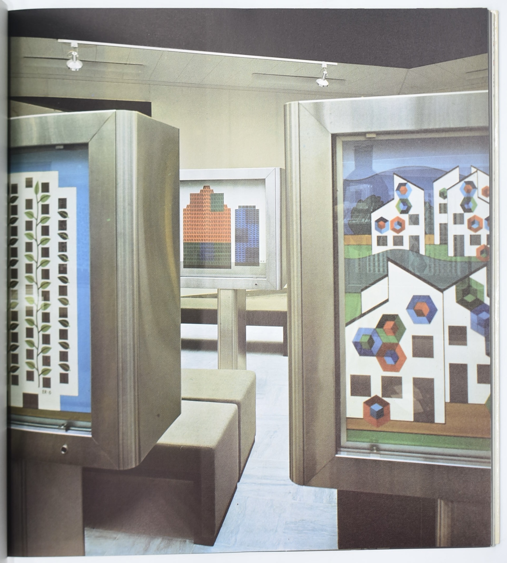 Raccolta di cataloghi d’arte sulla modernità europea (3 volumi)