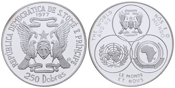 SAO TOME' E PRINCIPE. 250 Dobras 1977 "Indipendenza - ONU". Ag. 17,4gr. KM 34.  In astuccio celeste originale.