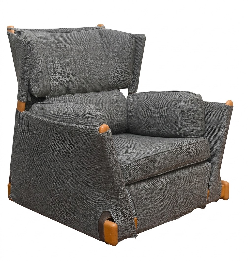 Piero Martini, Coppia di poltrone "Viola" per Cassina (1977)