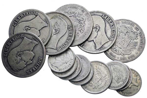 VENEZUELA. LOTTO MISTO DI BOLÍVARES. Ag. 200,63gr.