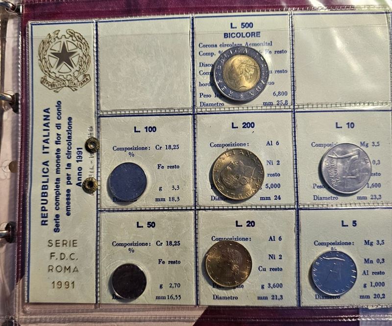 Repubblica Italiana. Raccoglitore 11 Serie Divisionali da 1988 a 1993 di Cui 6 con Argenti. Fdc