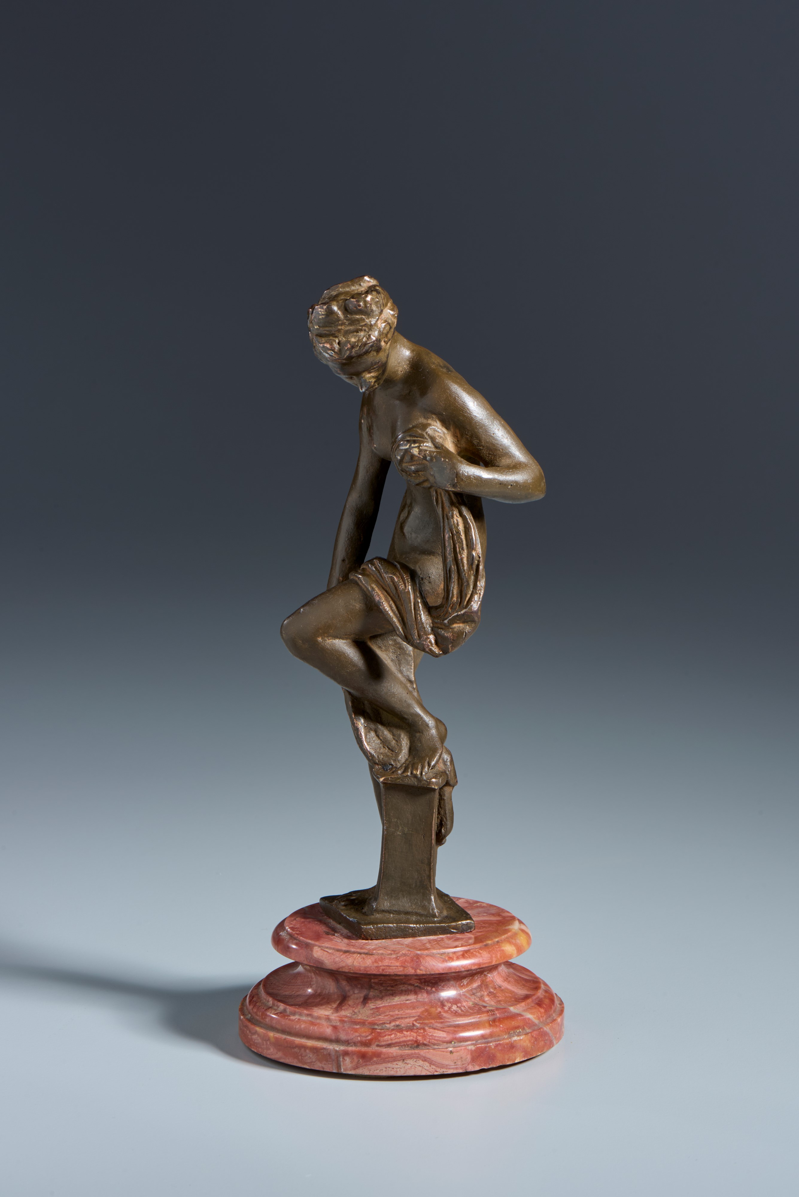 Venere al bagno. Giambologna (Douai 1529 - Firenze 1608) Dal modello di. Bronzo patinato, possibi...