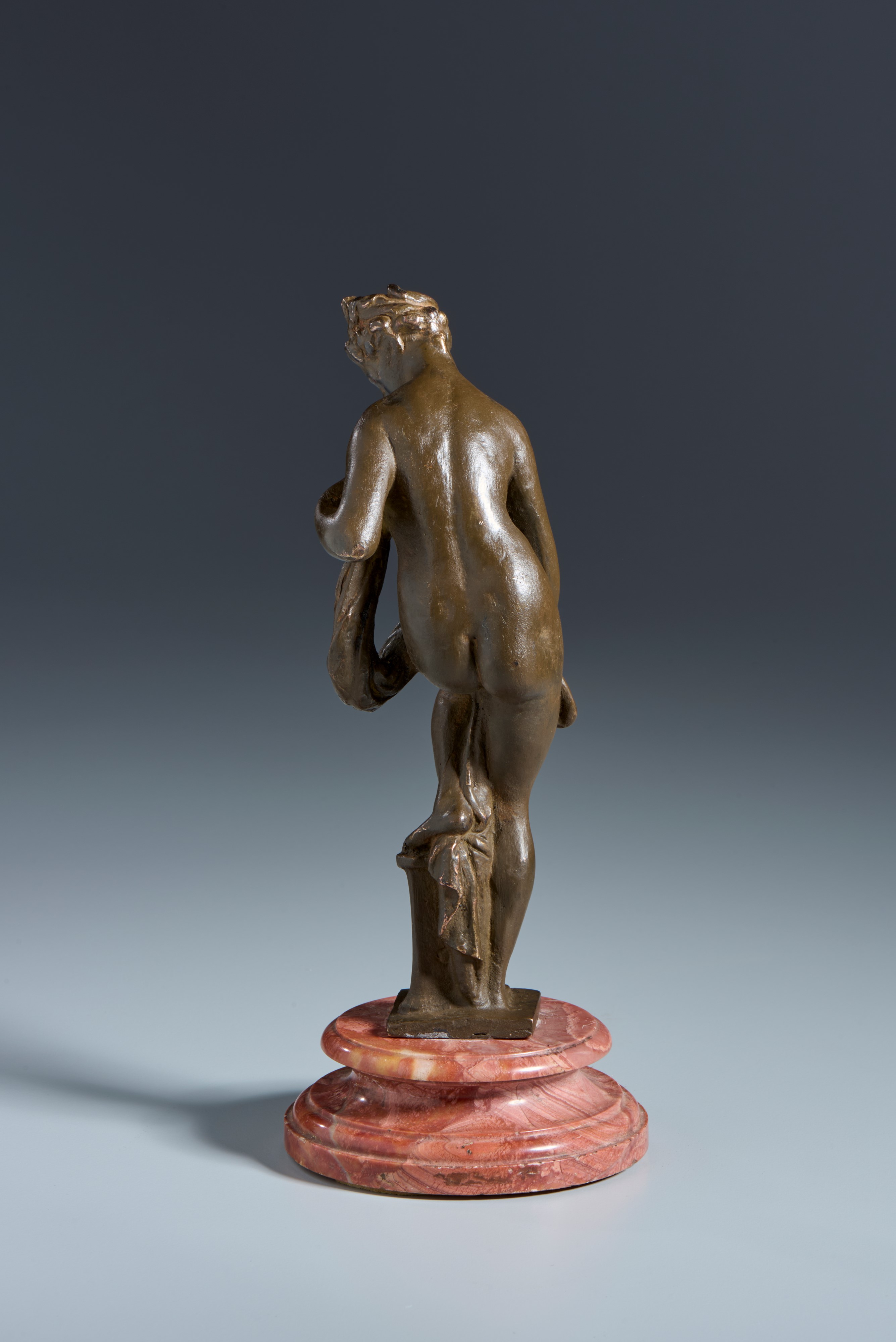 Venere al bagno. Giambologna (Douai 1529 - Firenze 1608) Dal modello di. Bronzo patinato, possibi...