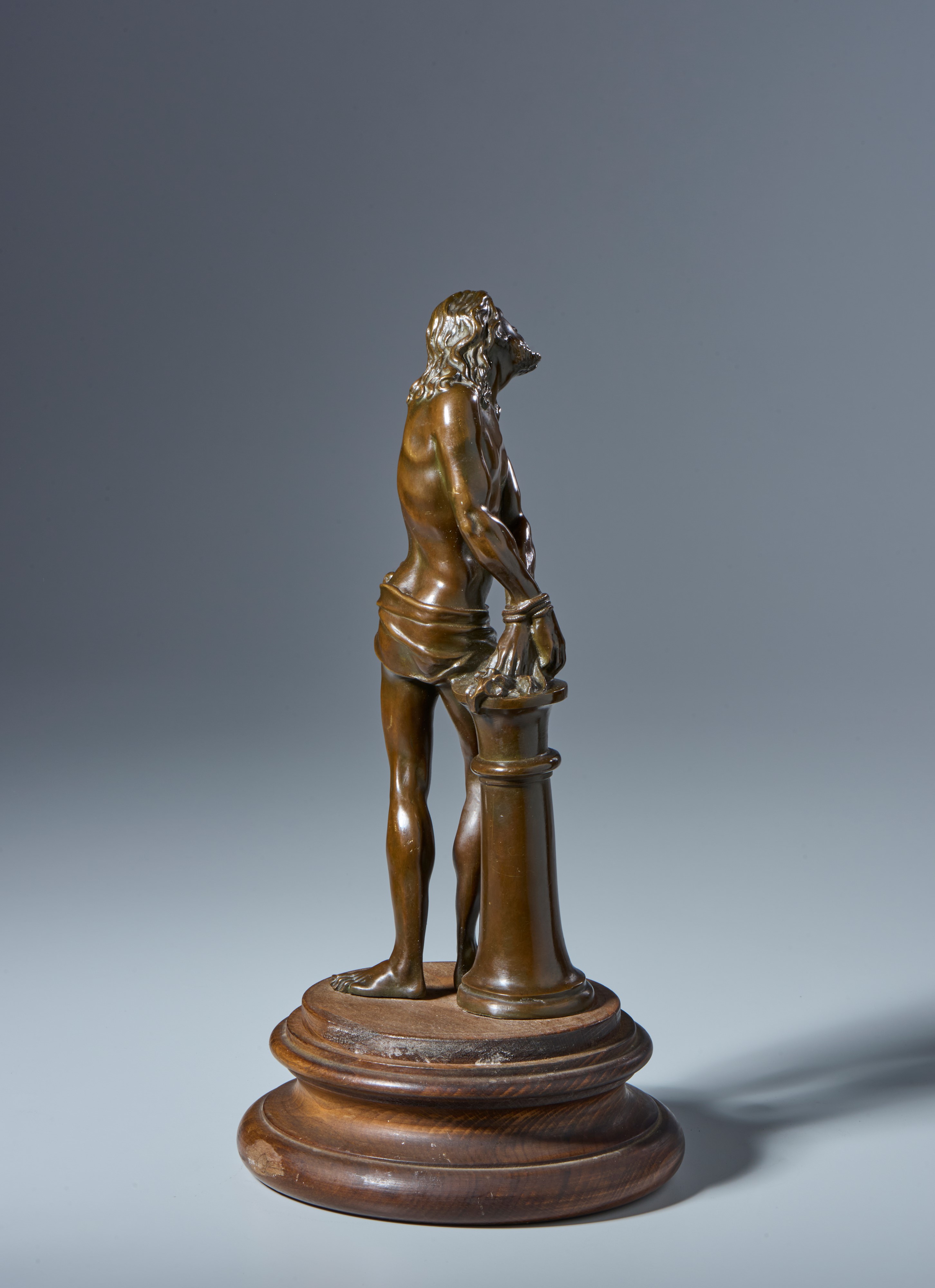 Cristo alla colonna. Scuola Toscana? XVII-XVIII secolo. Bronzo a patina marrone