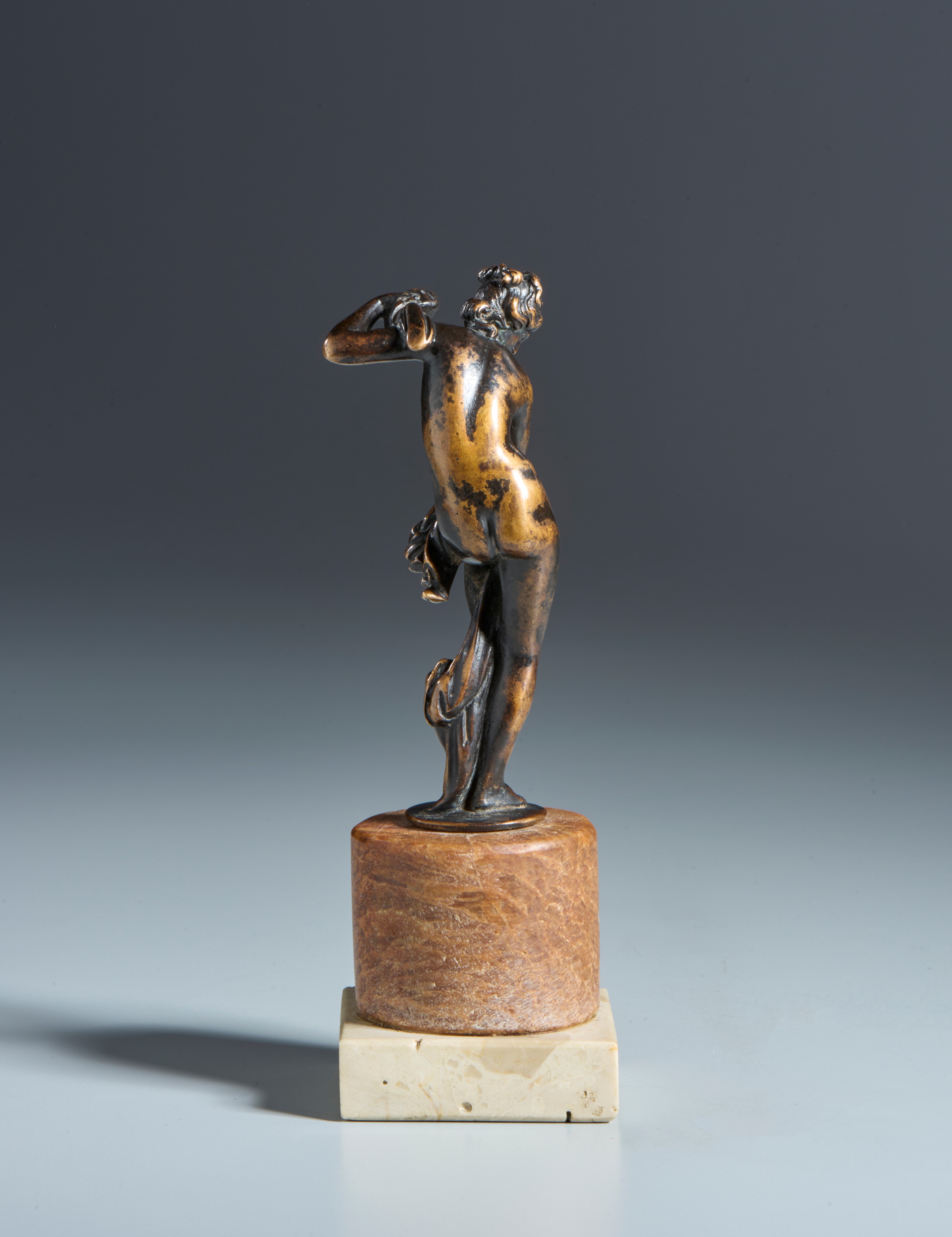 Donna che fa il bagno. Giambologna (Douai, 1529- Firenze, 1608) da un modello di. XVII-XVIII seco...