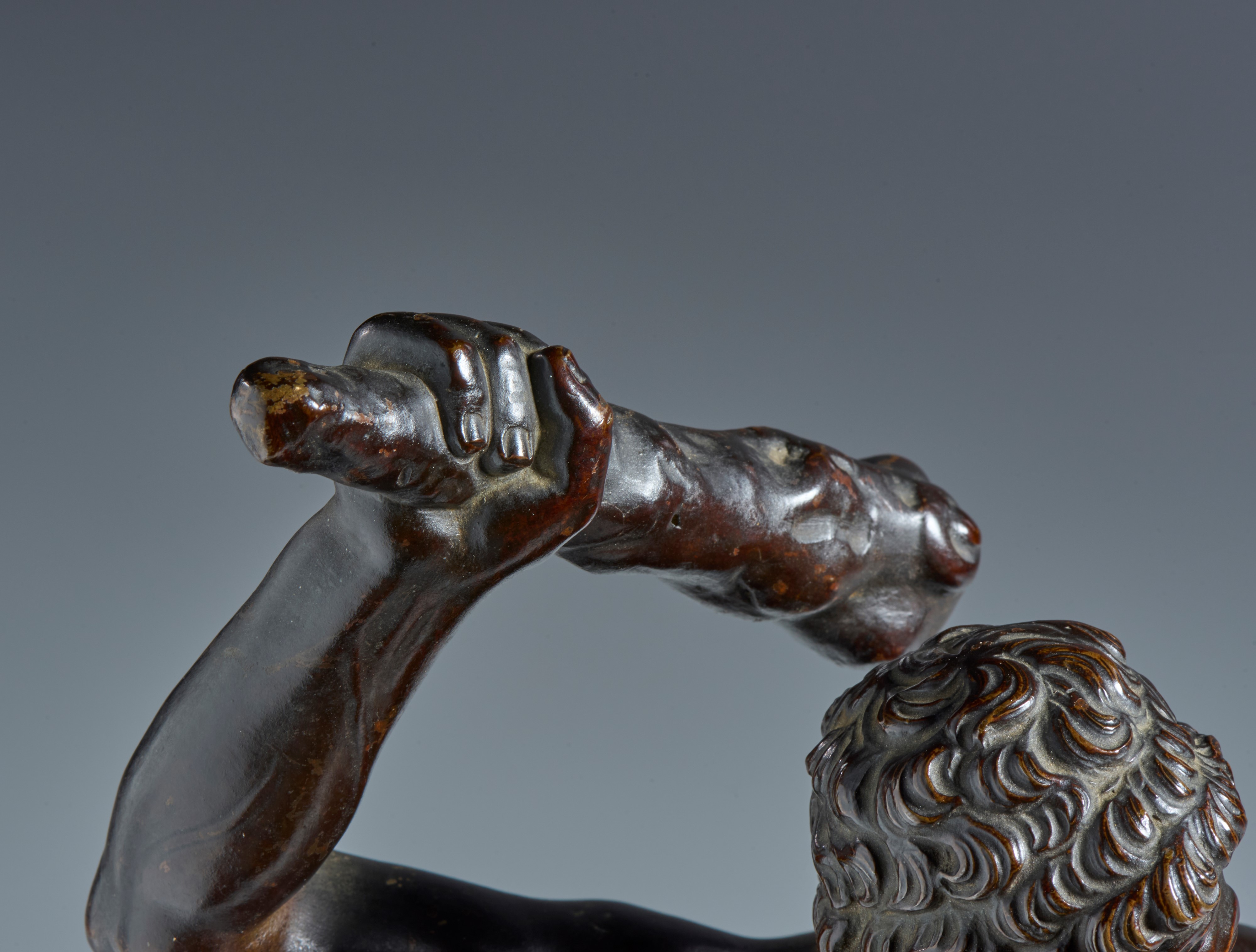 Ercole e il leone di Nemea. Arte fiorentina, XVI-XVII secolo. Bronzo patinato, splendida patina r...