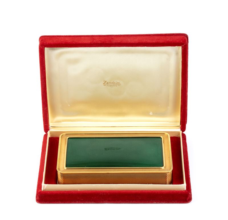 Oro giallo 18k con smalto verde, Scatola rettangolare da collezione (XX secolo)