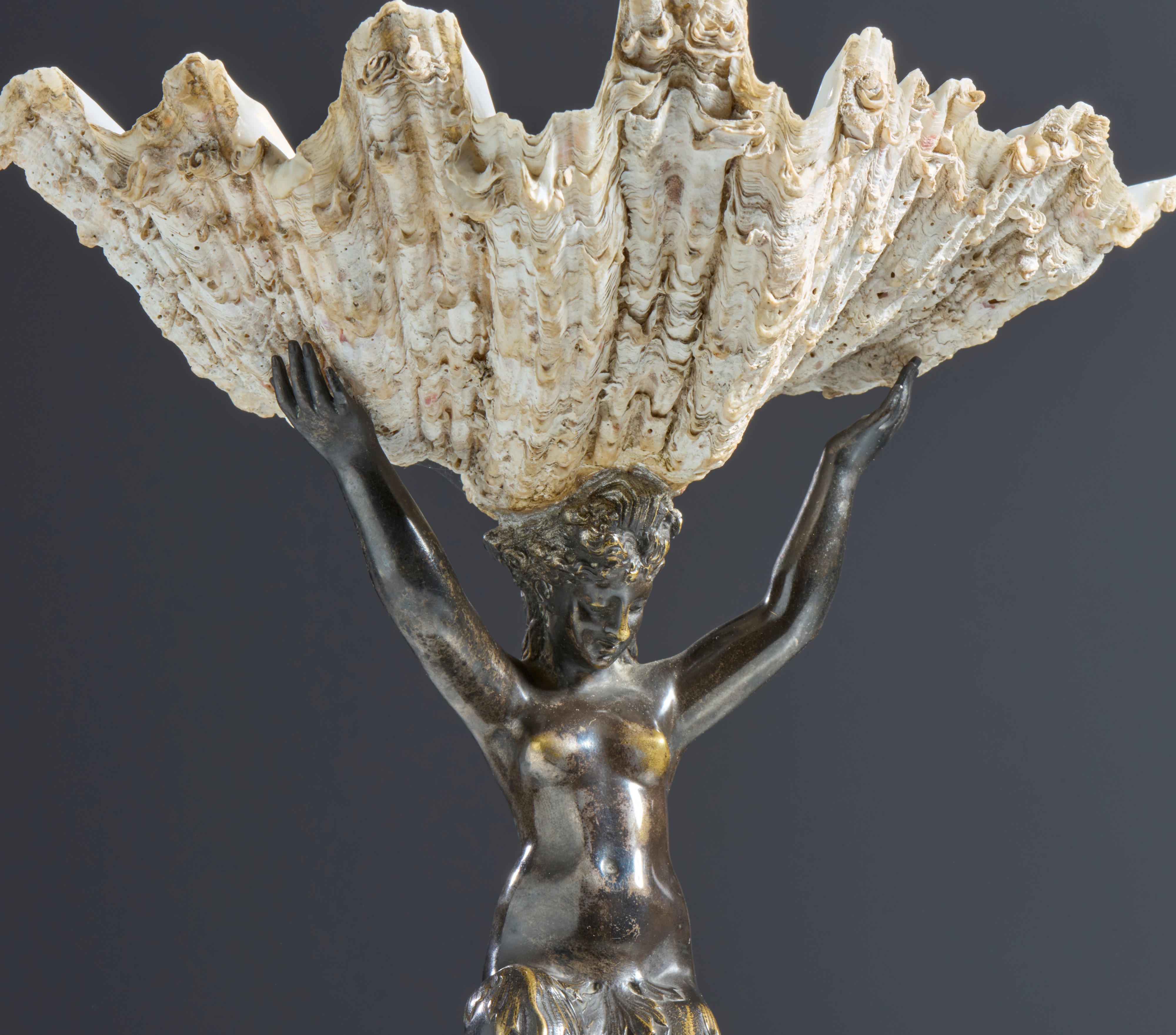 Nereide con tridacna. Bronzo argentato, Norimberga? Probabilmente XVI-XVII secolo