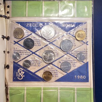 Repubblica Italiana. Raccoglitore 13 Serie Divisionali da 1968 a 1980 con 5 Argenti. Fdc