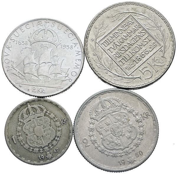 SVEZIA. Lotto di 4 monete da 2 corone 1938, 5 corone 1966, 2 corone 1950, 1 corona 1947. Ag. Conservazioni varie.