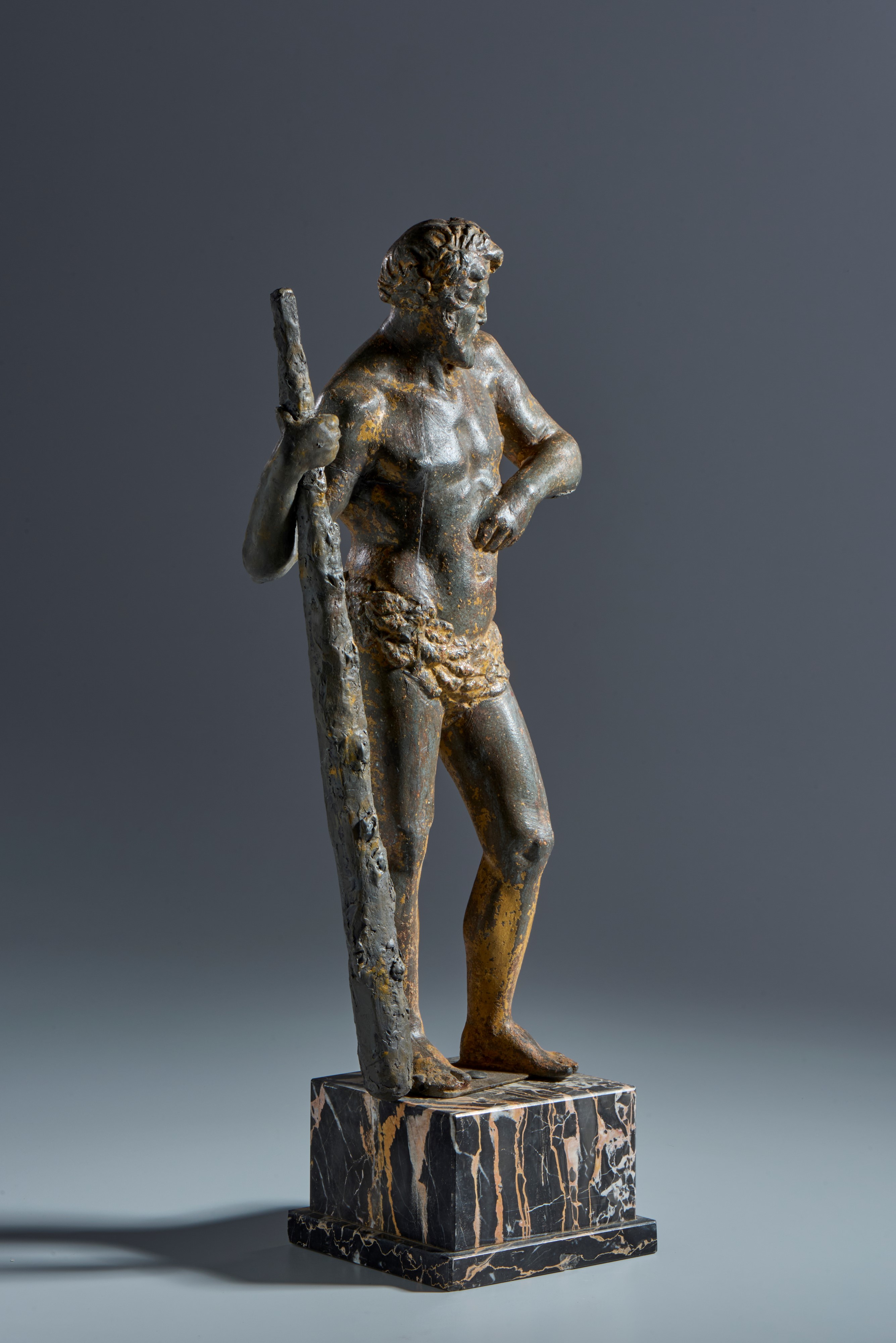 Ercole. Francesco Segala (Padova, 1535 ca-1592) Ambito di. Padova, XVI-XVII secolo. Piombo con tr...