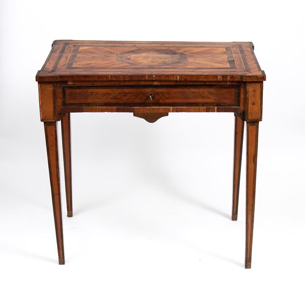 Luigi XVI Inlaid Center Table