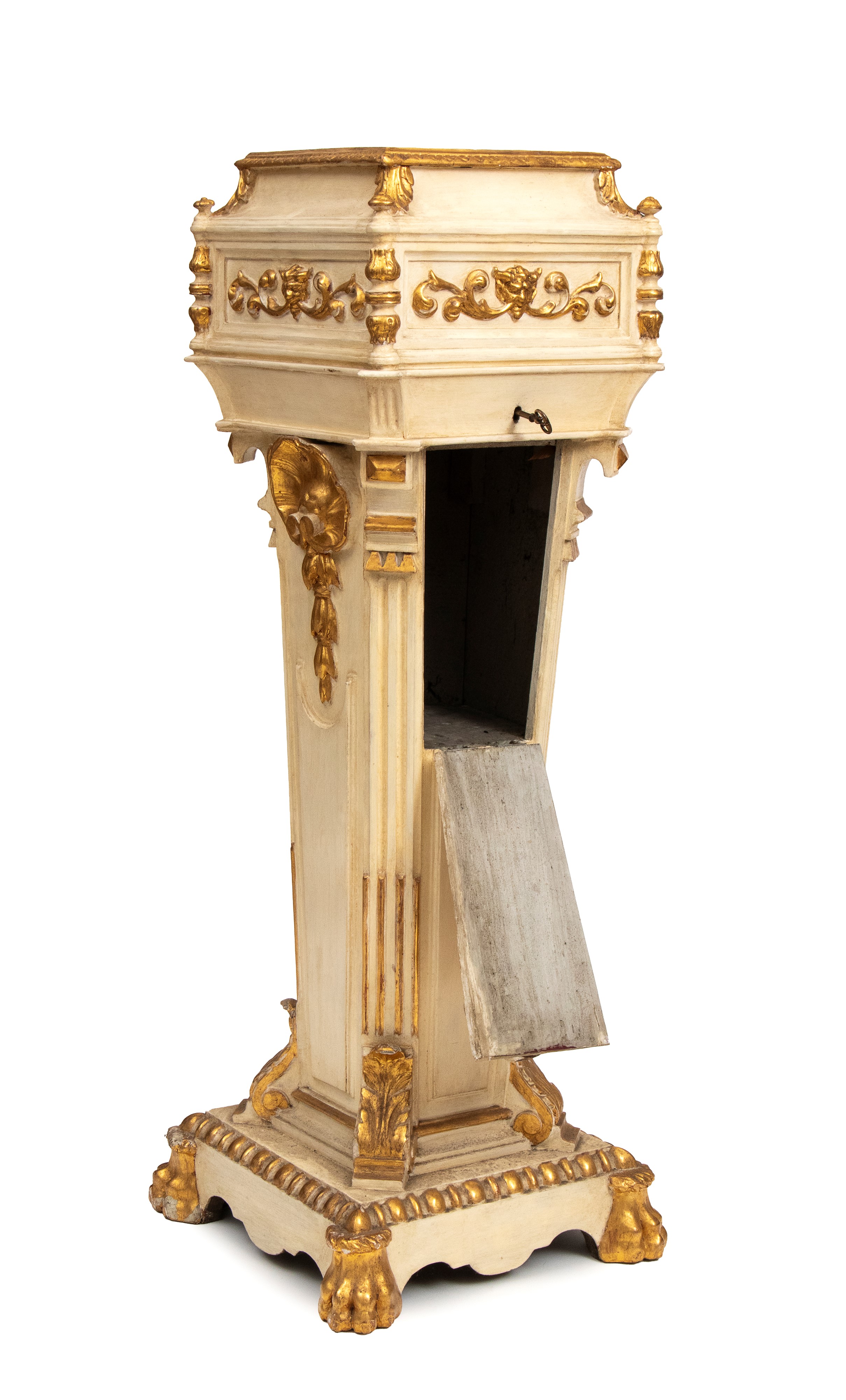 Colonna laccata e dorata in stile Luigi XVI, Italia, XX secolo