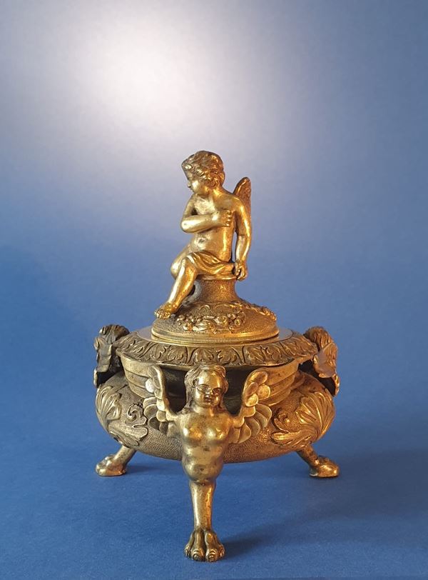 Harpy inkwell. Gilded bronze. Neoclassical period. 18th-19th century. Grand Tour.