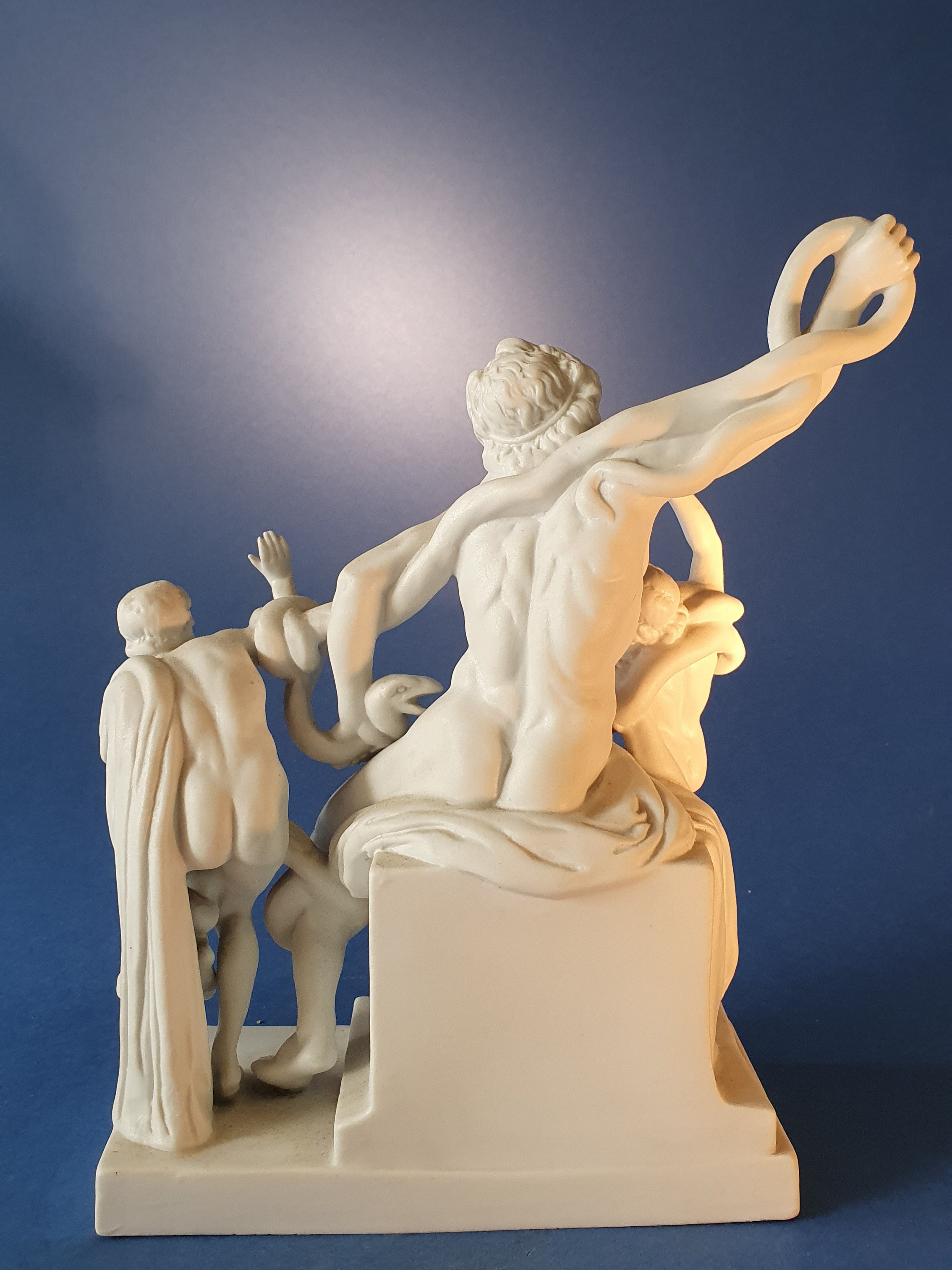 Laocoonte. Dal modello archeologico. XIX secolo. Bisquit.