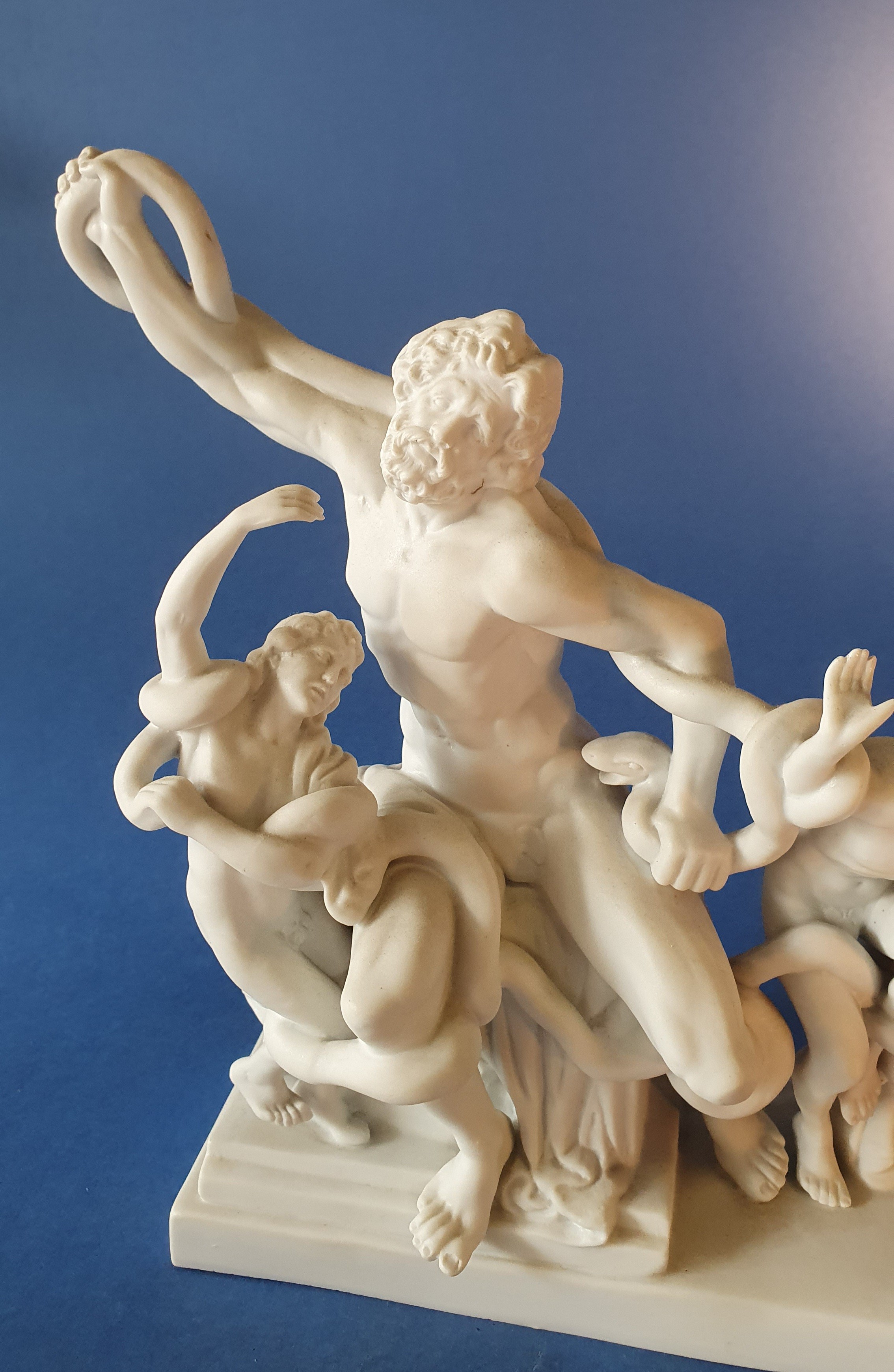 Laocoonte. Dal modello archeologico. XIX secolo. Bisquit.