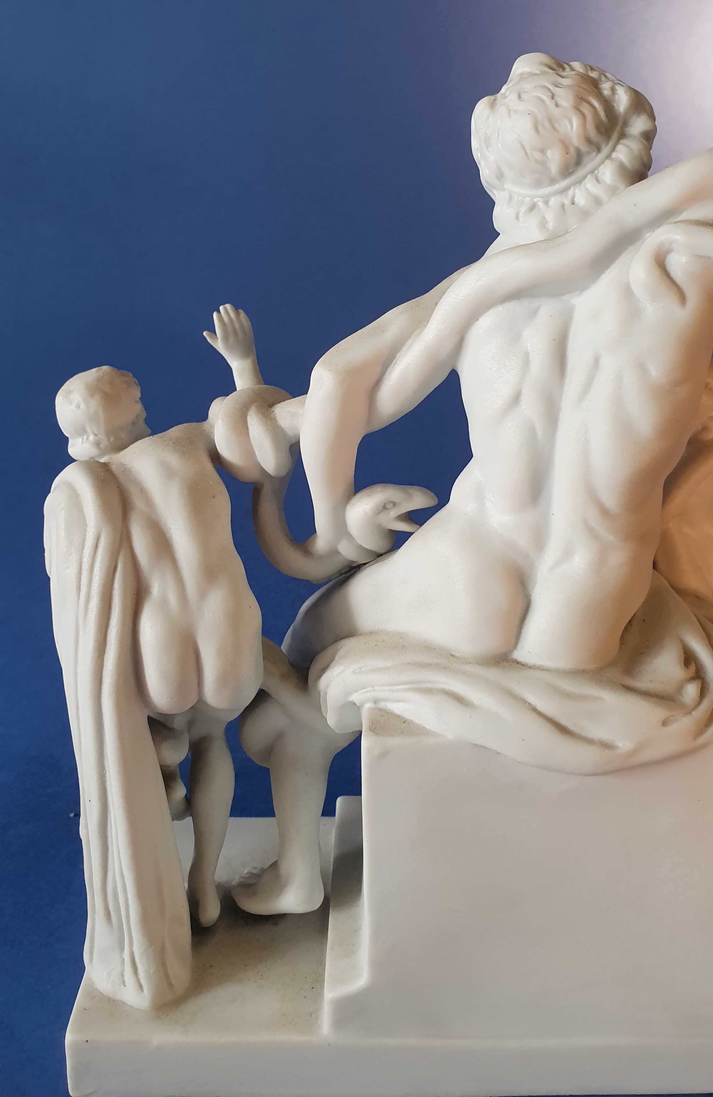 Laocoonte. Dal modello archeologico. XIX secolo. Bisquit.