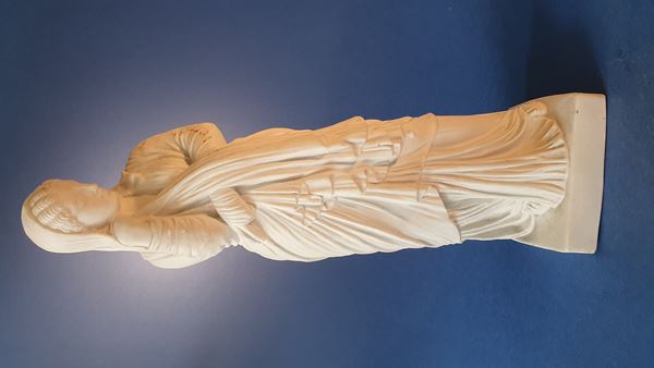 Modesty. From an archaeological model. Biscuit, 19th century. Crowned N brand.