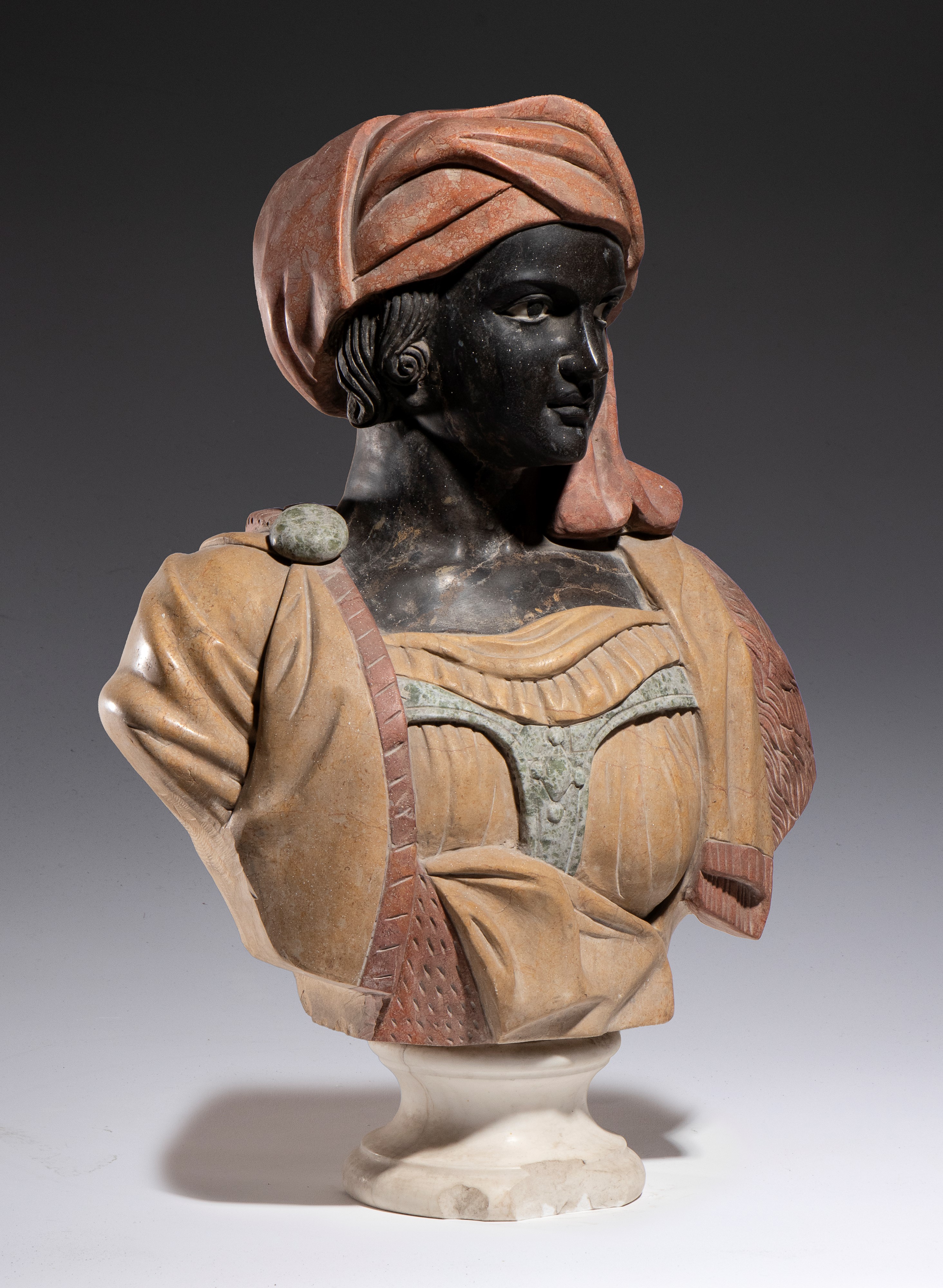 Scultura a busto, fine XIX secolo, marmi policromi