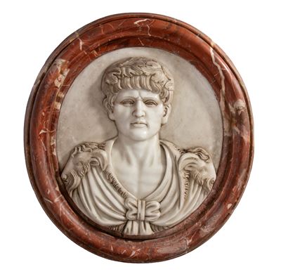 Cipeo (clipeo) in marmo, Profili di imperatore romano, XIX secolo