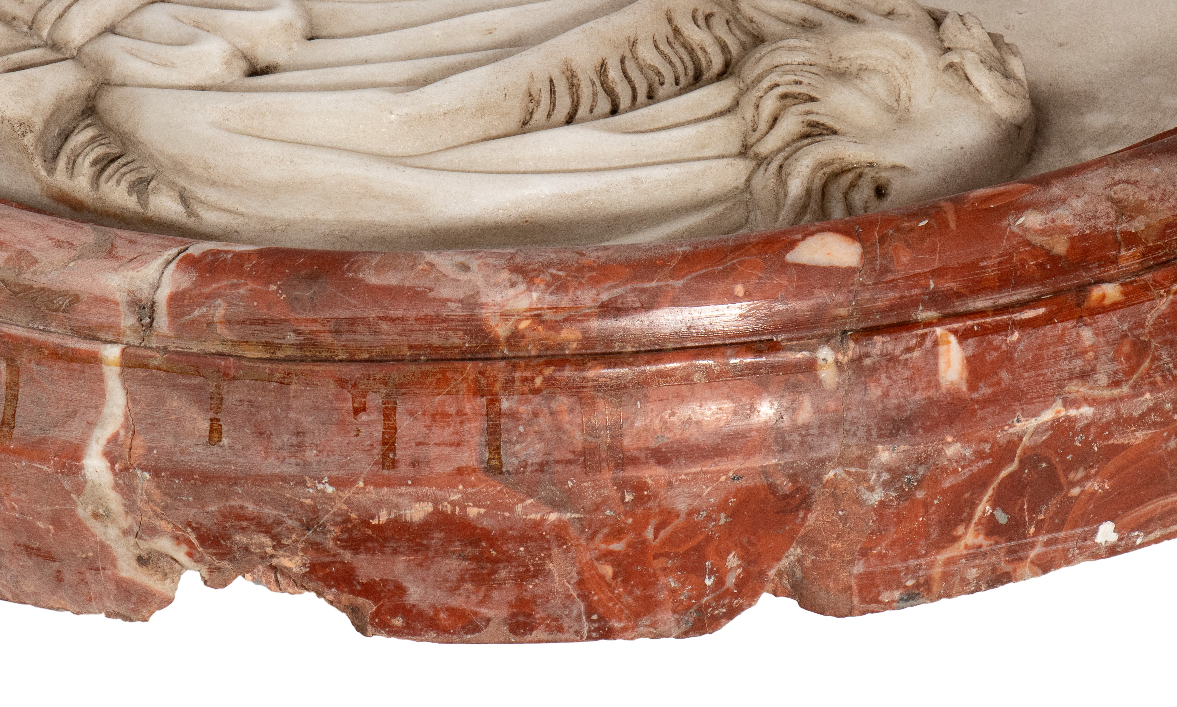 Cipeo (clipeo) in marmo, Profili di imperatore romano, XIX secolo
