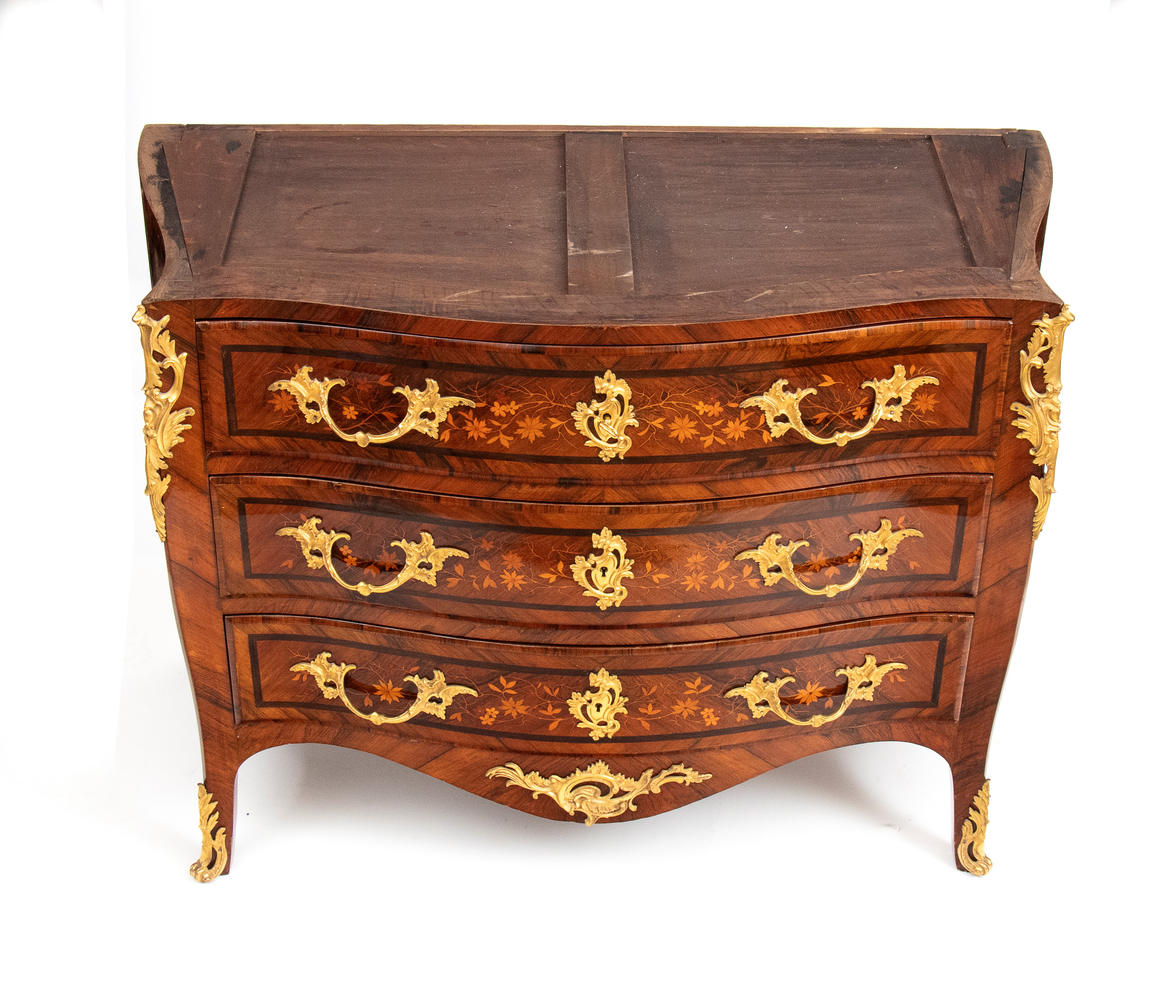 Francia, inizi XIX secolo, Commode in intarsio a motivo “en tombeau” con marmo